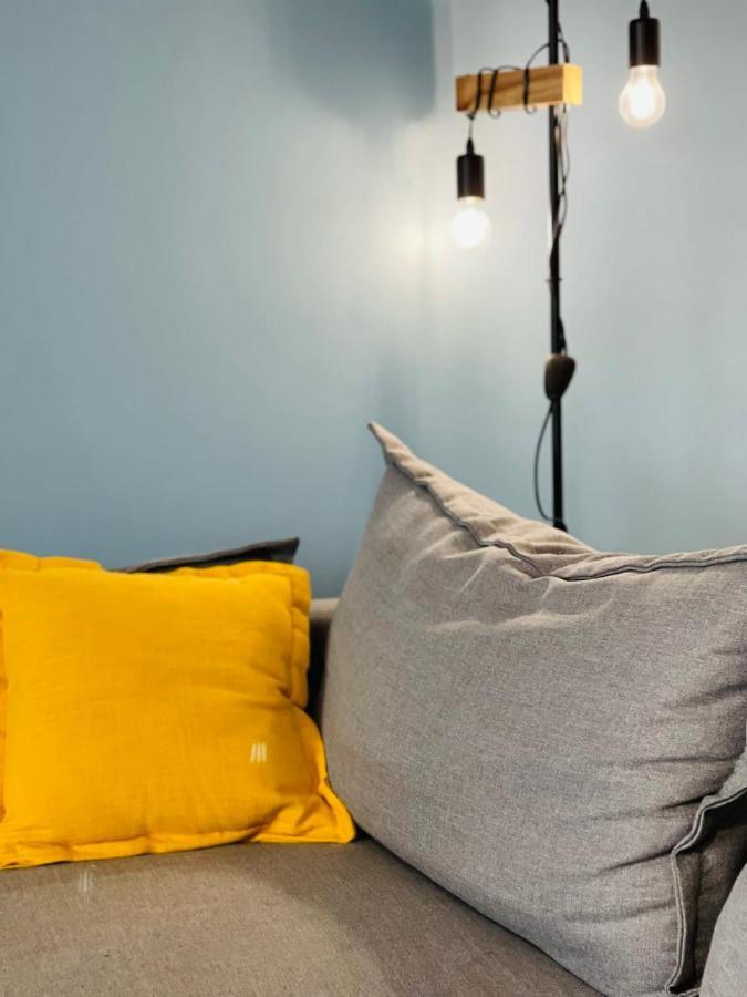 Bright Apartment In A New Building With Garage Tours Exterior foto