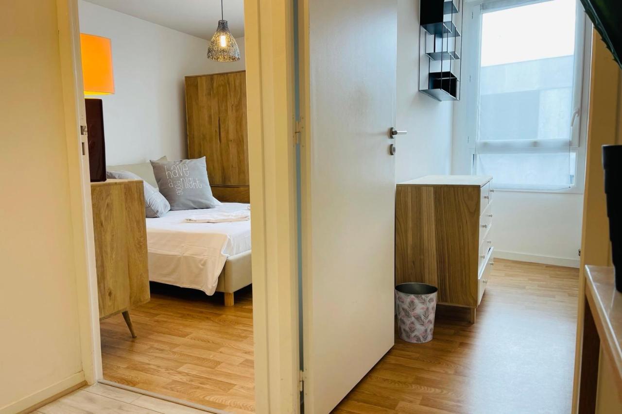 Bright Apartment In A New Building With Garage Tours Exterior foto